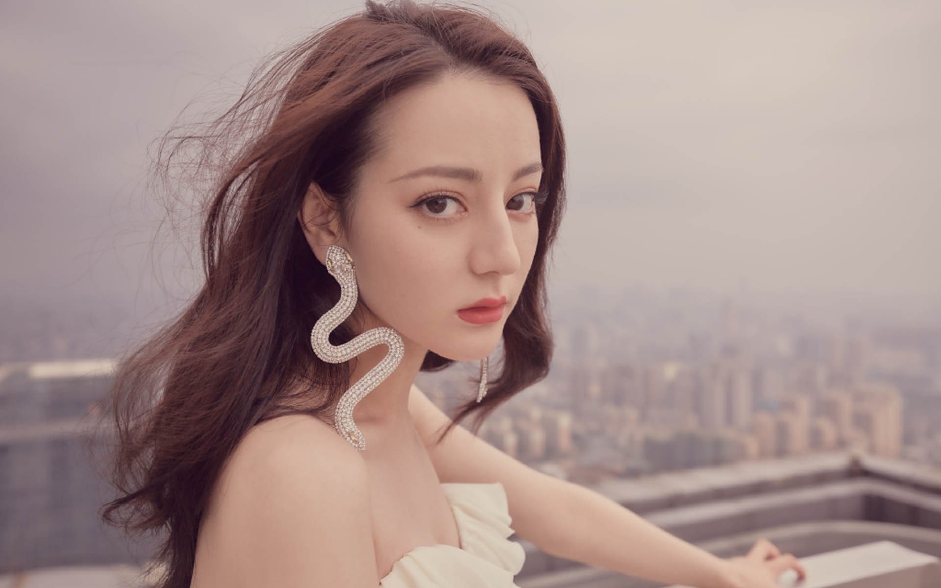 国足比赛中回传频率与进攻效率关系,足球回传