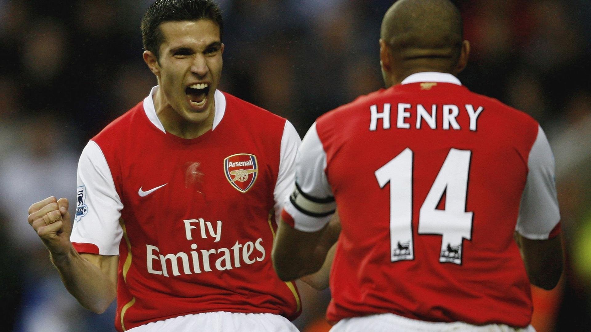 “尼古拉斯·桑特基的远射与精准控制,成就阿根廷美洲狮队的攻守平衡”