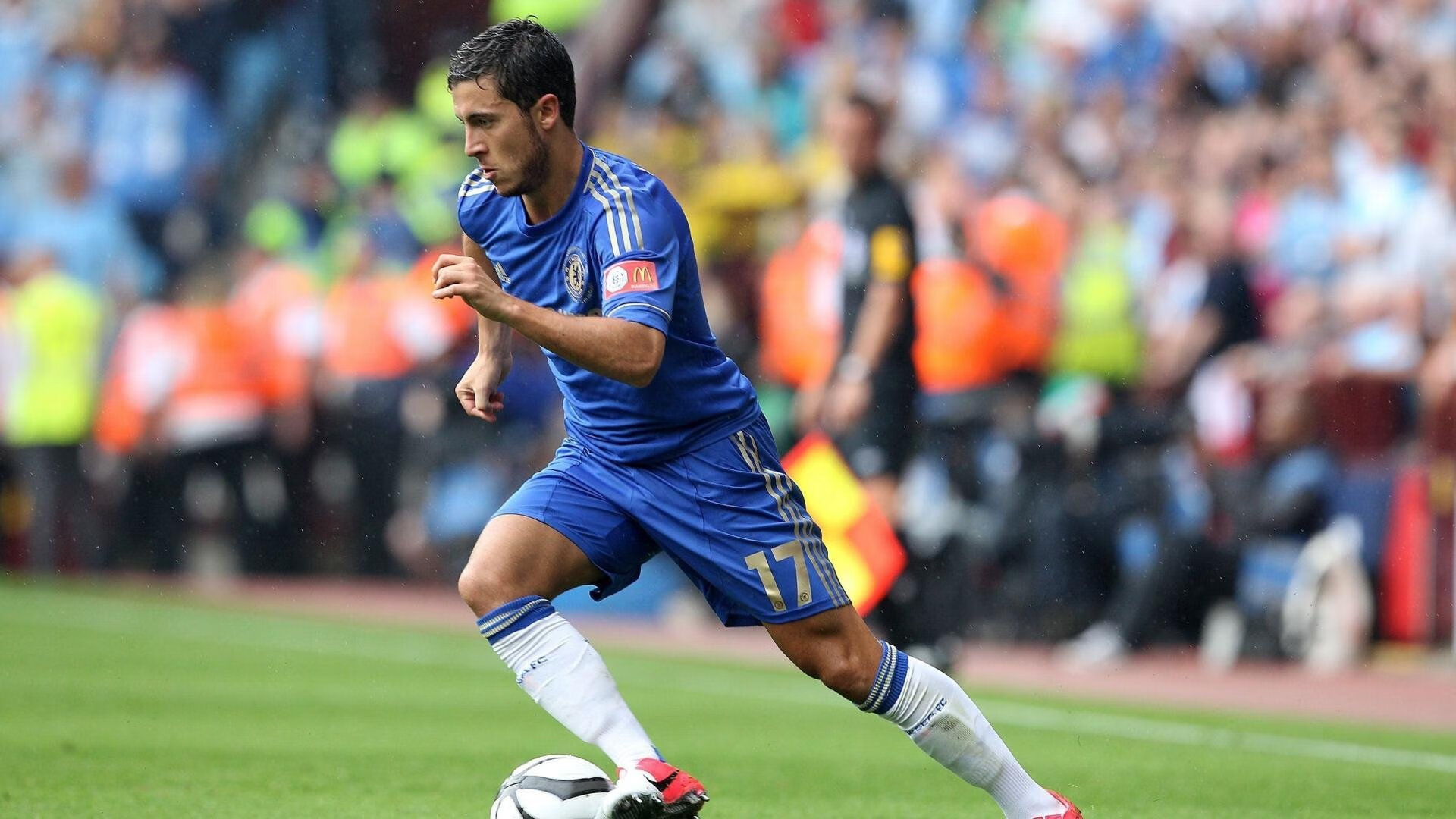 爱游戏-世界杯点滴：那些让人热泪盈眶的瞬间，如果让人回忆世界杯期间令人深刻的案例